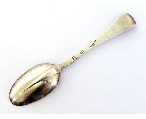 A George I Irish silver rat-tail table spoon by John Hamilton, Dublin, 1715, 19.8 cm. long, wt. 67 gm.Crowned harp, date lett