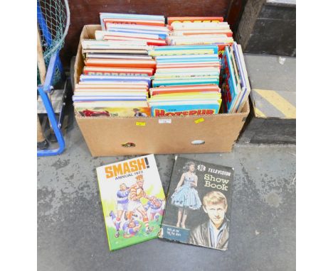 Box of vintage children's annuals, Hotspur, Hurricane, Tom & Jerry, Magpie, Speed etc