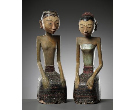 A FINE AND RARE PAIR OF PAINTED WOOD BRIDAL FIGURES, LORO BLONYOEast Java, late 19th to early 20th century. Each figure is su