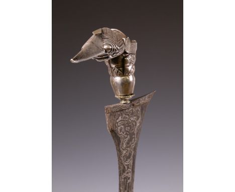 Thailand, Patani, kris with Tajong hilt, straight pamor blade, the gandar with silver mountings Provenance: uit de collectie 