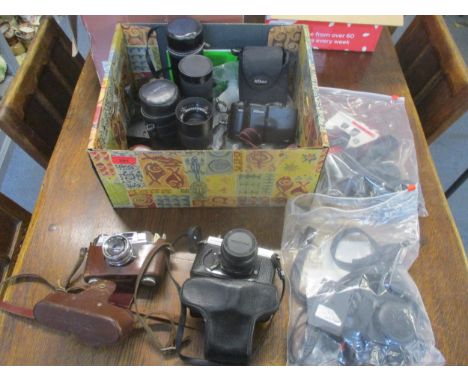 A mixed lot of vintage film cameras, lens and accessories to include Fujica ST 605N and Halina Super in leather caseLocation: