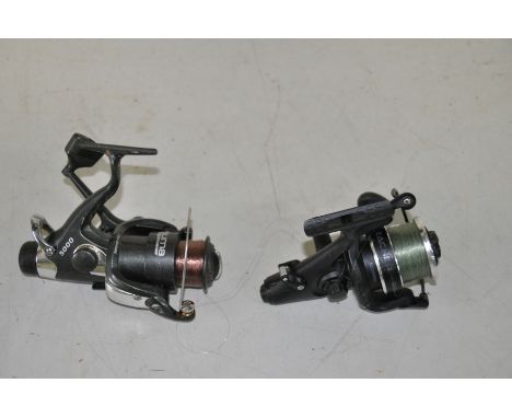TWO MODERN FISHING REELS comprising of a Puma 5000 Freerunner and a Ron Thompson Reacher 6000 BF together with a set of woode