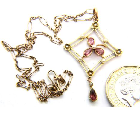 15ct gold Edwardian pendant and chain, pendant set with seed pearls and amethysts, 4.1g. P&amp;P Group 1 (£14+VAT for the fir