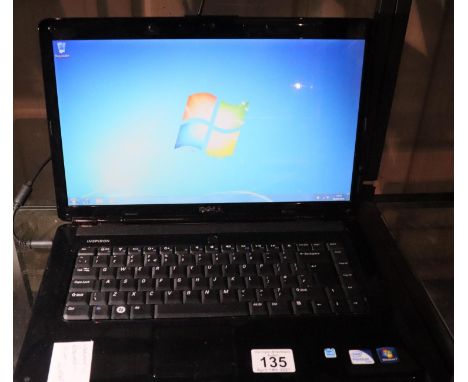 Dell Inspiron 1545 laptop model 1545-9167 with charger. P&P Group 3 (£25+VAT for the first lot and £5+VAT for subsequent lots