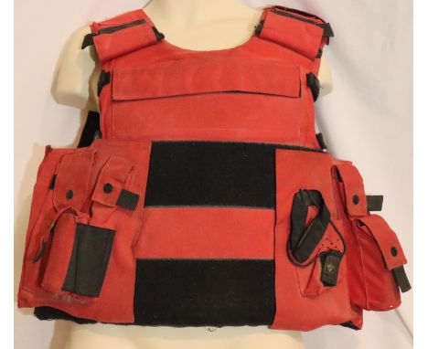 Aegis red training ballistics vest, size 46. P&amp;P Group 2 (£18+VAT for the first lot and £3+VAT for subsequent lots) 