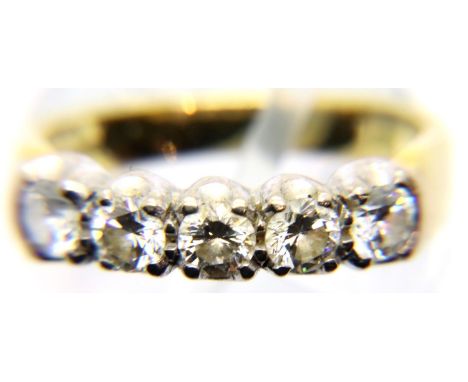 18ct gold five diamond ring, diamond total approx 2.5ct, ring size L/M. P&amp;P Group 1 (£14+VAT for the first lot and £1+VAT