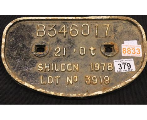 Railwayana, cast iron wagon plate B346017, Shildon 1978. P&amp;P Group 3 (£25+VAT for the first lot and £5+VAT for subsequent