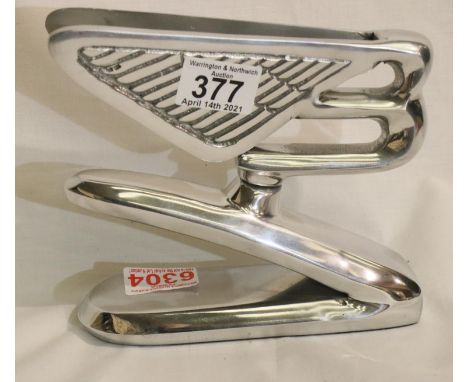 Chrome Bentley B sign, H: 16 cm. P&amp;P Group 2 (£18+VAT for the first lot and £3+VAT for subsequent lots) 