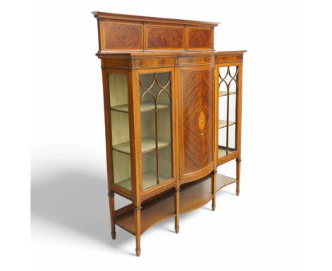 Maple & Co. Edwardian inlaid mahogany display cabinet, raised triple panelled back inlaid with quarter-matched veneers, break