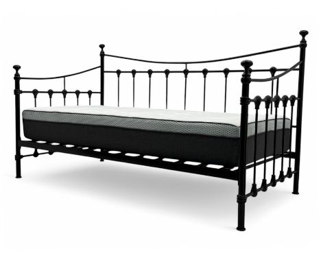 Contemporary Victorian revival black metal day bed, featuring arched back and sides with turned finials and spindle rails, co