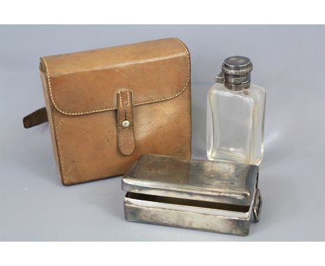 A Gentleman's Lot - Swaine Adeney Hunting Glass Hip Flask and Cigarette Box. The hip flask (approx 10 x 5 x 3 cms) and the ci