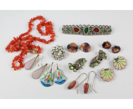 Miscellaneous Jewellery. This lot includes a silver and semi-precious stone brooch, three pairs of silver and enamel earrings