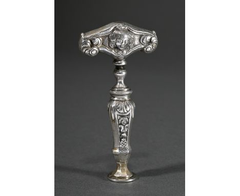 Kurioses Kombinations Utensil: Korkenzieher-Petschaft mit Monogramm "GLAG", figürlich reliefierte Silber Hülle mit Eisen Spir