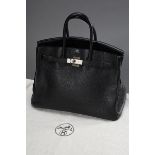 Hermès "Birkin Bag 35", schwarzes genarbtes Taurillon Clémence Leder, silberfarbene Hardware, 2013