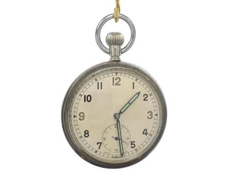 British Military Army issue lever pocket watch, 15 jewel movement, the dial with Arabic numerals, dot hour markers, minute tr