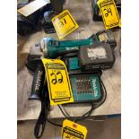 Makita 4-1/2" Angle Grinder & Charger