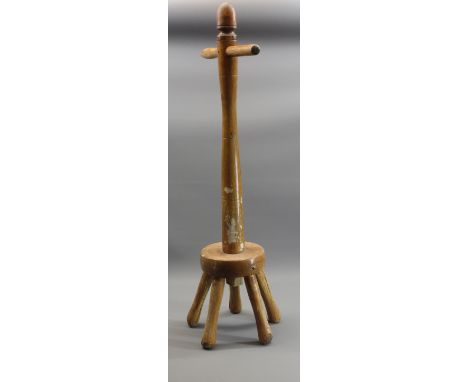 VINTAGE WASHING DOLLY