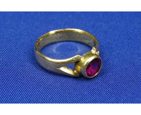 EDWARD VII 22CT GOLD RING - with solitaire Ruby, 6mm diameter, size N, 5.5grms