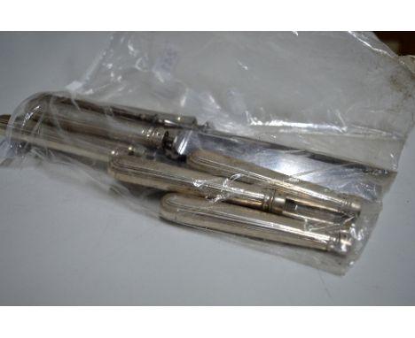 VARIOUS SILVER, handled knives, fork and button hook (10)