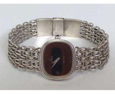 Vintage watches, Omega ladies silver De Ville Jeux d'Argent bracelet wrist watch with plain black dial, Omega hallmarks to cl
