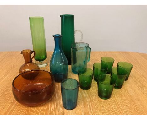 Vintage and retro glassware, selection of mid 20th century glass to include tall green water jug with six matching glasses, g