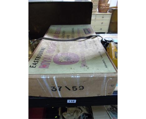 VINTAGE LAUNDRY BOX