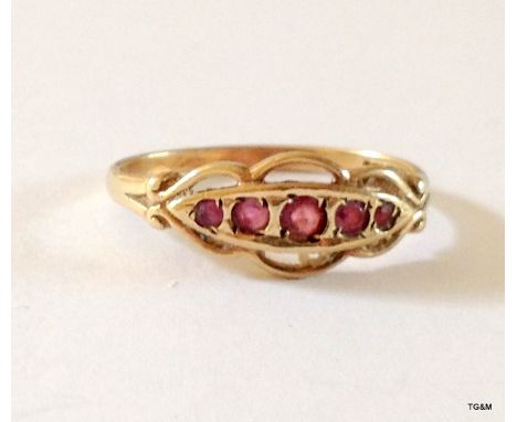 A 9ct gold pink topaz old style ring size P