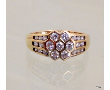 A 9ct gold ladies ring maker G ltd size R