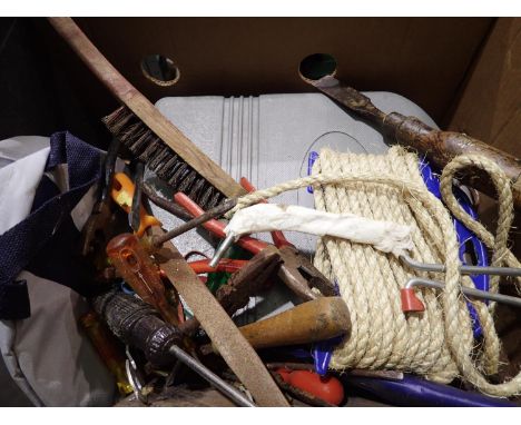 Box of mixed tools to include screw driver set. Not available for in-house P&amp;P 