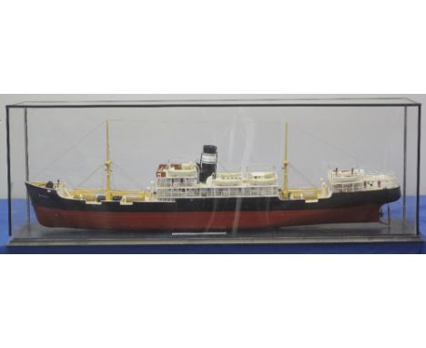 WELL MADE SCALE MODEL OF THE 'SS BANDOOLA', CARGO LINER.  Perspex case.  115cm approx.(B.P. 24% incl. VAT)