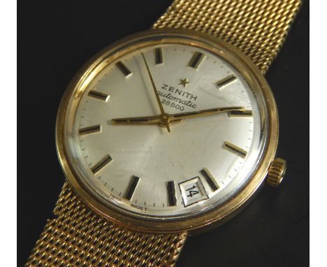 A Zenith 9ct gold gent's wristwatch, with circular dial, and automatic movement, with dates dial, on solid strap, 69.7g all i