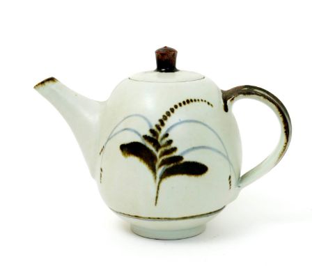 ‡  David Leach OBE (1911-2005) a Lowerdown Pottery porcelain Foxglove teapot and cover, painted in tenmoku and blue on a whit