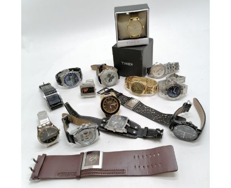 Qty of mostly quartz watches inc boxed Timex, St Christopher dial watch, Pod watch with tachymeter etc 