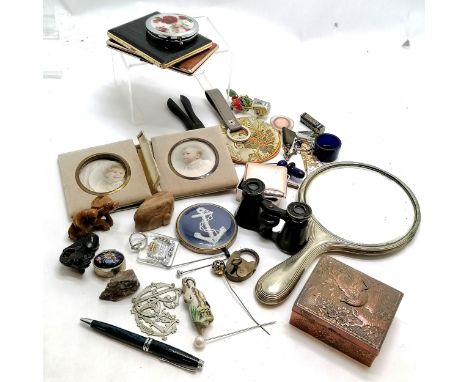 Qty of oddments inc antique padlock, natural opal, portrait miniatures (?), Guinness rugby advertising keyring, Rotary pen et