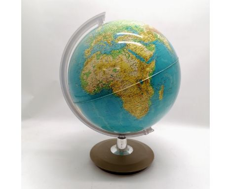 Vintage 1970's German globe of the world made in Italy - 39cm high 