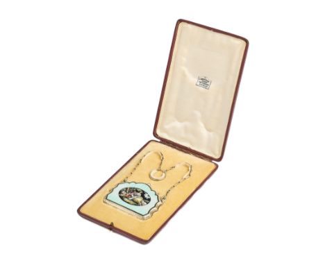 □ A SILVER-GILT AND ENAMEL COMPACT, PROBABLY GERMAN, CIRCA 1930, shaped handbag form with fetter link chains centring on a fi