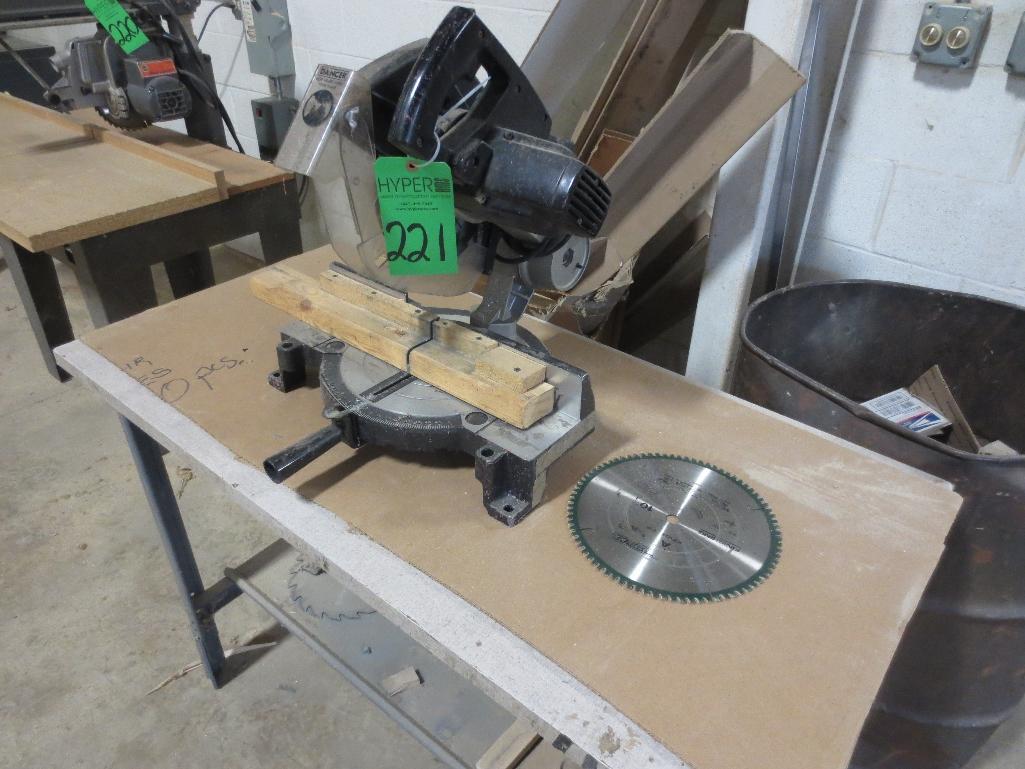 Black & Decker Table Top Miter Saw With Table, 10" Blade, 2hp, Cat 1701