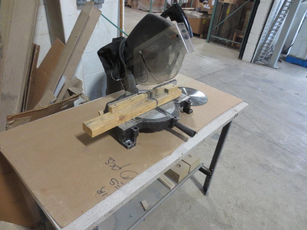 Black & Decker Table Top Miter Saw With Table, 10" Blade, 2hp, Cat 1701