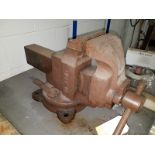 Parker 6" Heavy-Duty Bench Vise, includes stand. (Skilled Trades)