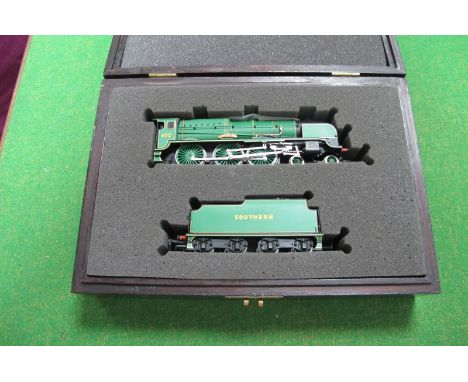 A 'OO' Scale Limited Edition 4-6-0 'Lord Nelson' with Tender by Bachmann, with certificate and presentation case.