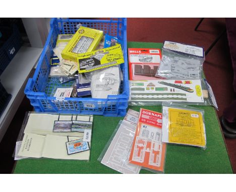 A Quantity of Mainly 'OO'/4mm Scale Railway Related Kits and Accessories, by Wills, Dapol, Ratio and others, mainly in origin