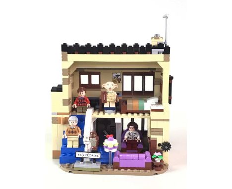 LEGO HARRY POTTER 75968, '4 PRIVET DRIVE', along with the model Ford Anglia and part of Lego Harry Potter 76400 Hogwarts carr