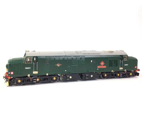 DHJ MODEL LOCO OF BOGNOR REGIS, O GAUGE CLASS 37 DIESEL LOCOMOTIVE, no. D6607, named Ben Cruachan, in BR green livery, in car