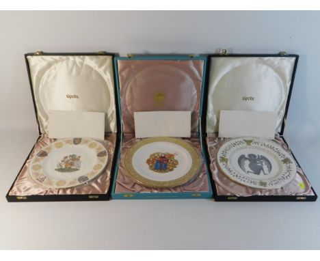 Twelve cased (three shown) Spode Mulberry Hall Charter Town plates, five with outer sleeves, plate diameter 10.75in 