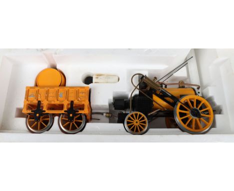 Hornby Railways 3 ½ inch gauge Stephensons Rocket Real Steam set, comprising of locomotive, tender, funnel, Instructions, tra