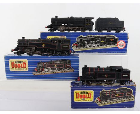 Three boxed Hornby Dublo locomotives, 3224 8f Goods locomotive and tender, EDL18 2-6-4 standard tank engine, 3217 0-6-2 BR 69