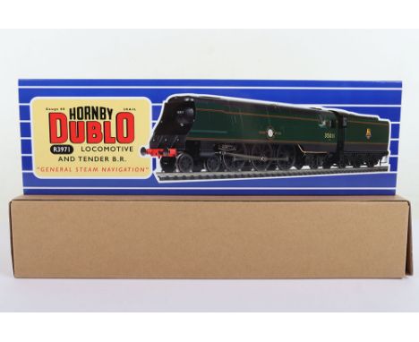 Hornby Dublo 00 gauge recent edition R3971 4-6-2 Merchant Navy class locomotive ‘General Steam Navigation’, engine 35011 and 