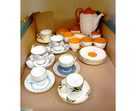 A 1930s Crown Devon Art Deco coffee set for six, cups, saucers, cream jug, sugar bowl, coffee pot with lid; together with six