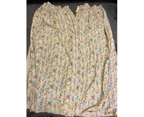 A pair of Sanderson curtains, Salad Days, width 223.5cm, length 203cm 