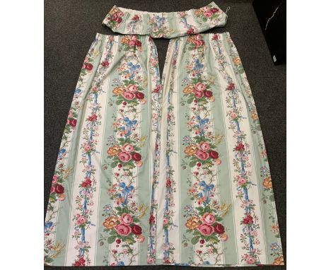 A pair of Dorma floral curtains and pelmet, 200cm width x 226cm length 